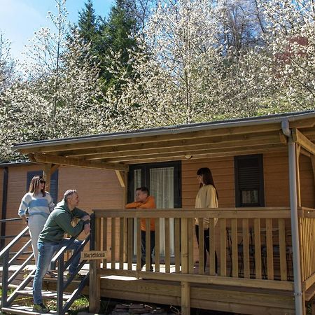 Camping Resort La Trapera Pradoluengo Exterior photo